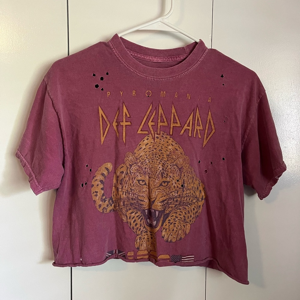 Cropped Graphic Tee